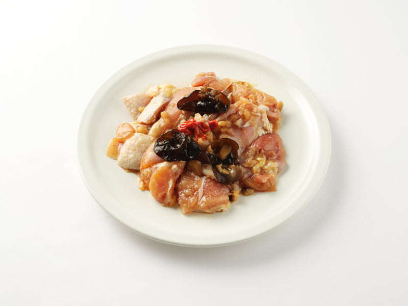 杞子雲耳雞 Steamed Chicken With Wolfberry And Fungus